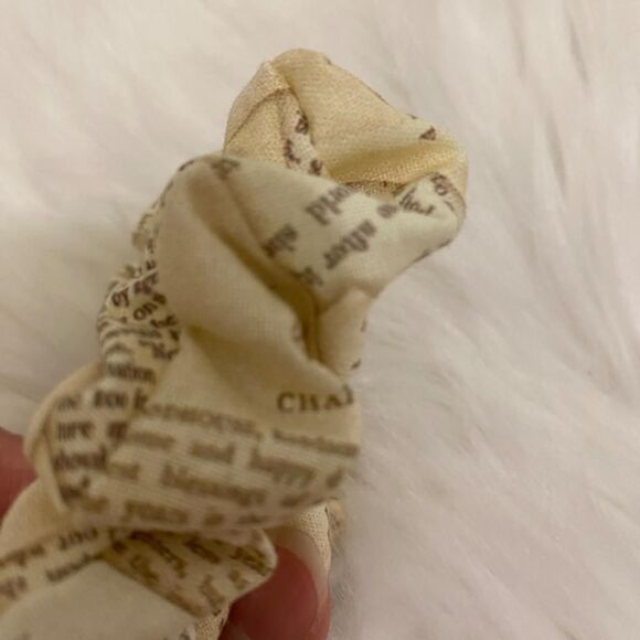 Book Pages Print Hair Scrunchie. Multicolor . Mini - Picture 4 of 6